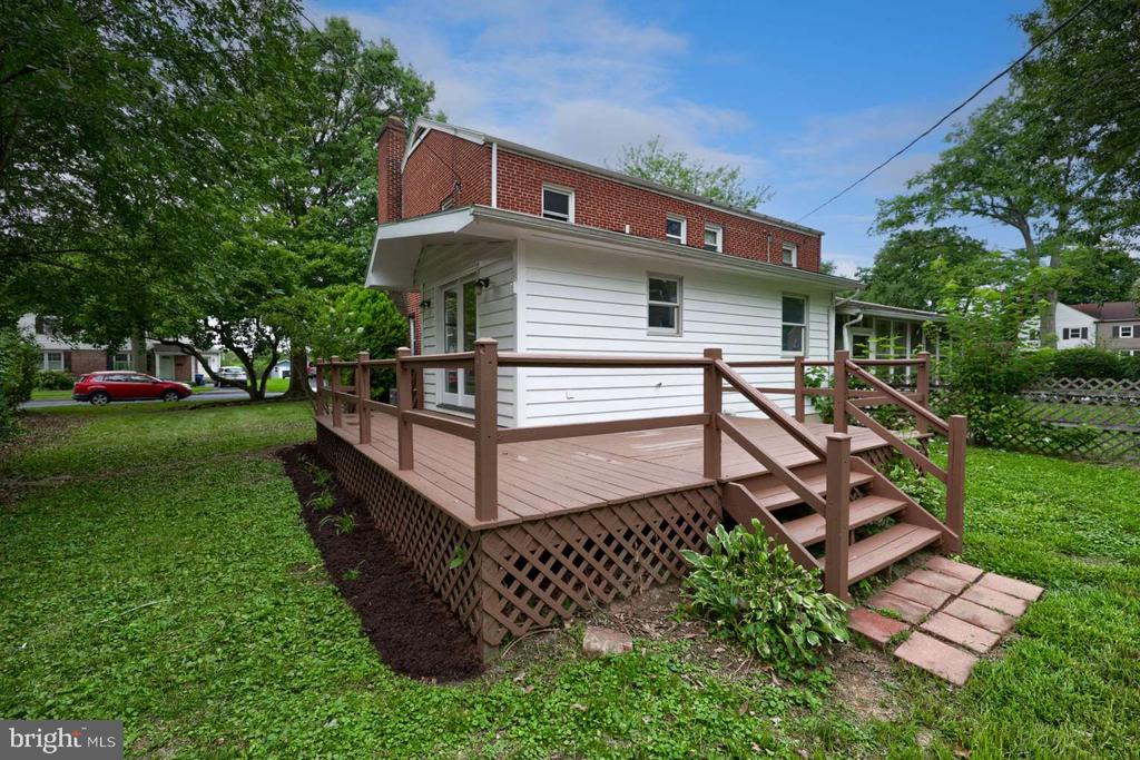317 ELM COURT