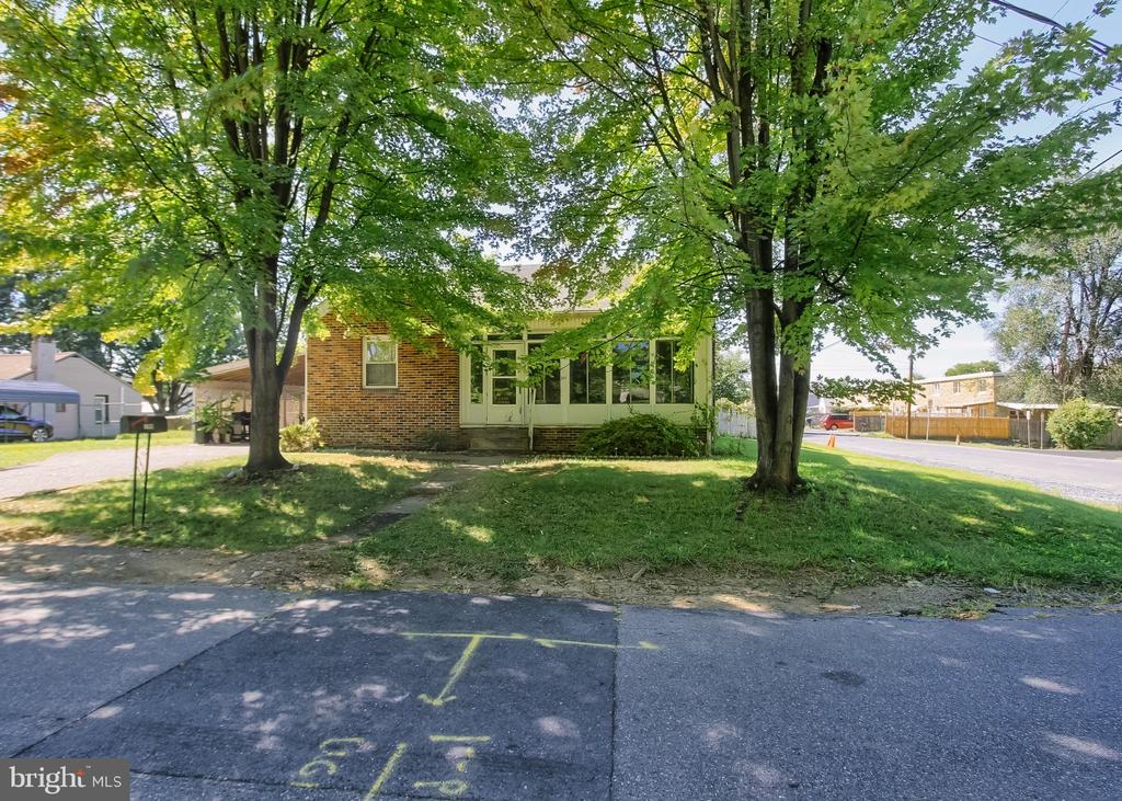 271 S 33RD STREET