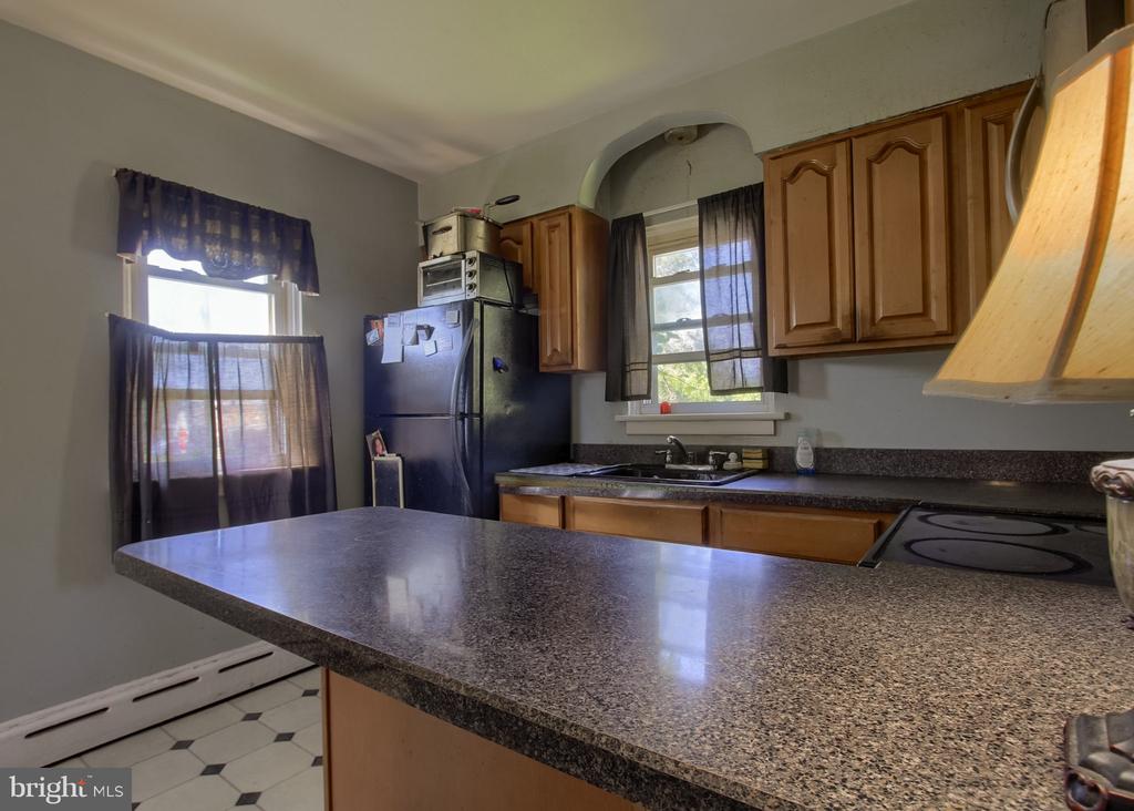271 S 33RD STREET