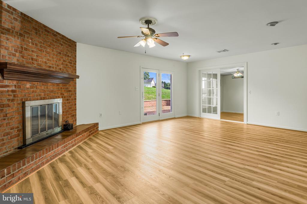 573 WELLINGTON ROAD
