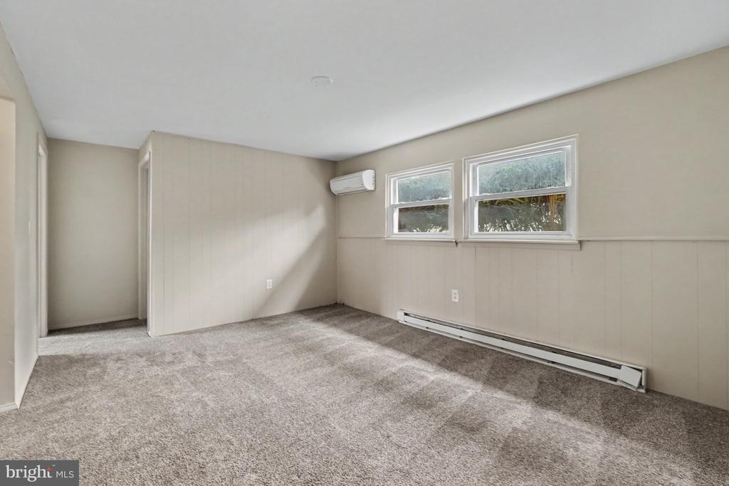 1519 WANDERING WAY