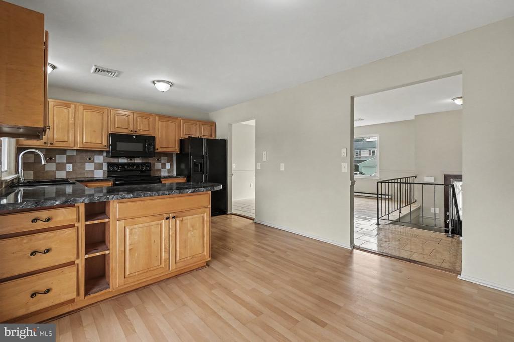 1519 WANDERING WAY