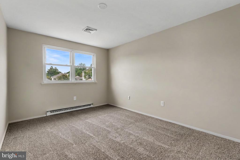 1519 WANDERING WAY
