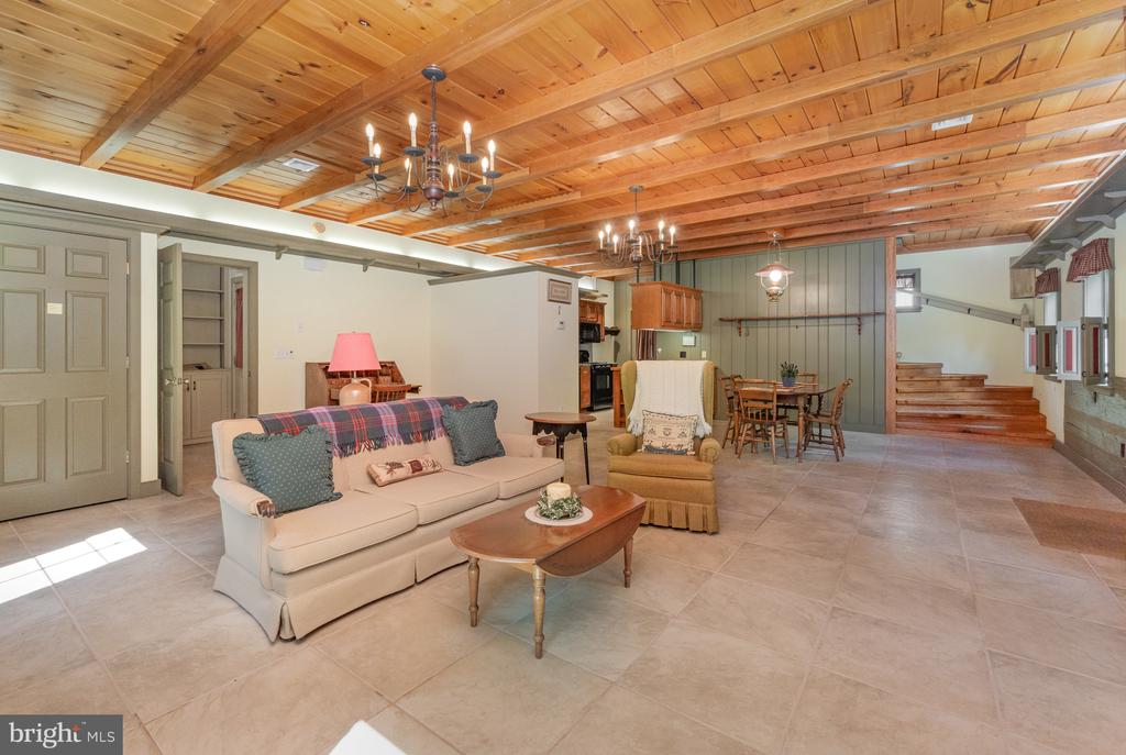 36 SASSAFRAS LANE