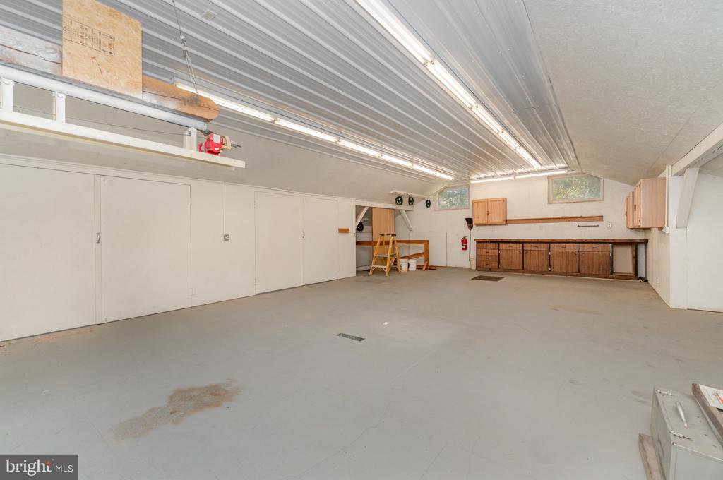 36 SASSAFRAS LANE
