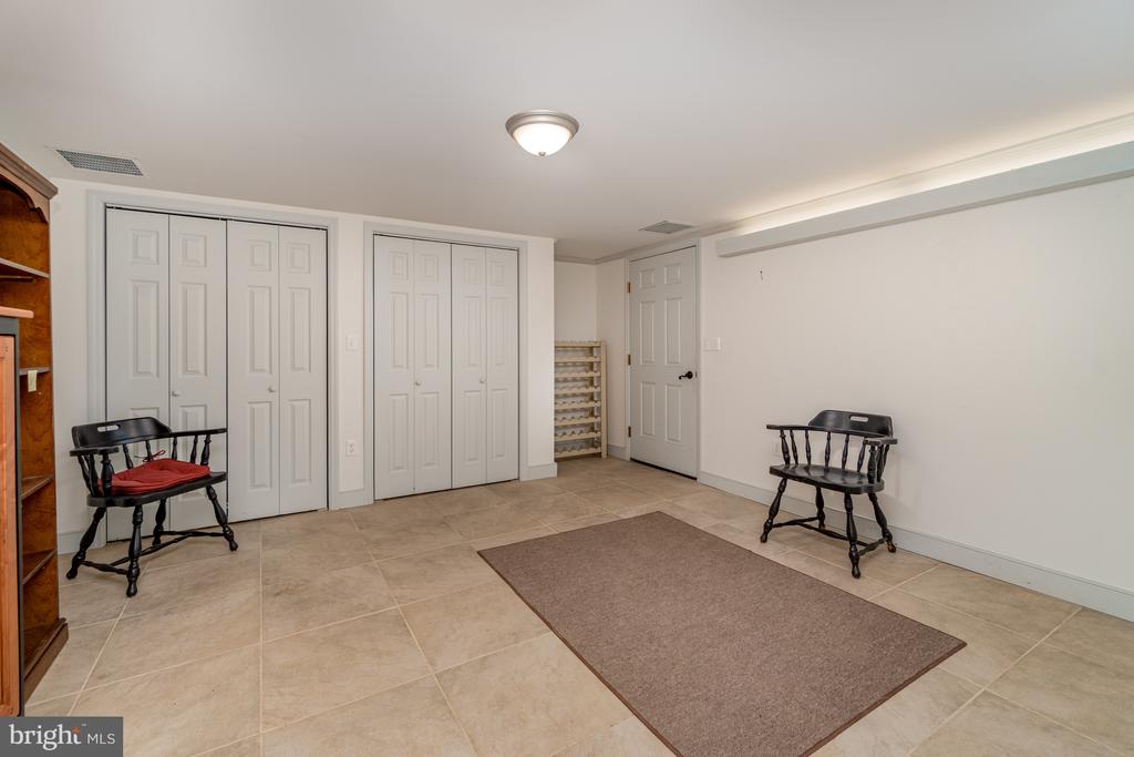 36 SASSAFRAS LANE