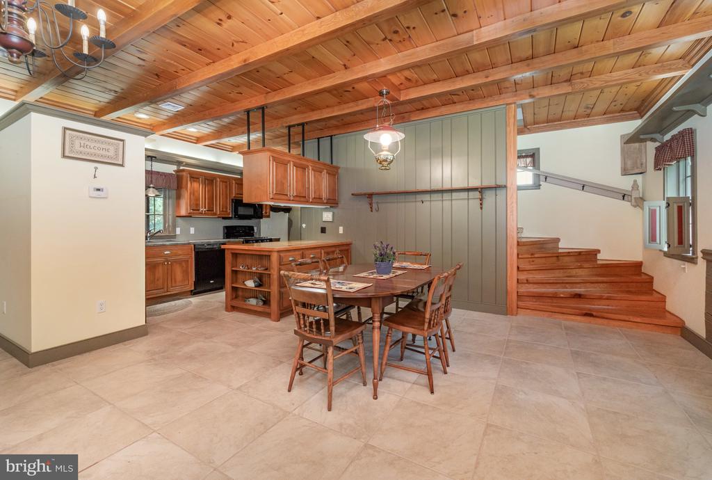 36 SASSAFRAS LANE
