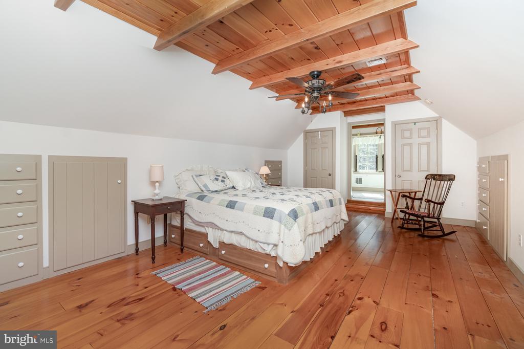 36 SASSAFRAS LANE