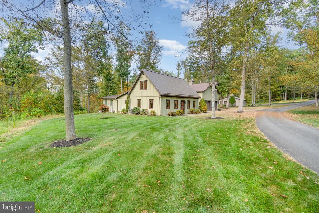 36 SASSAFRAS LANE