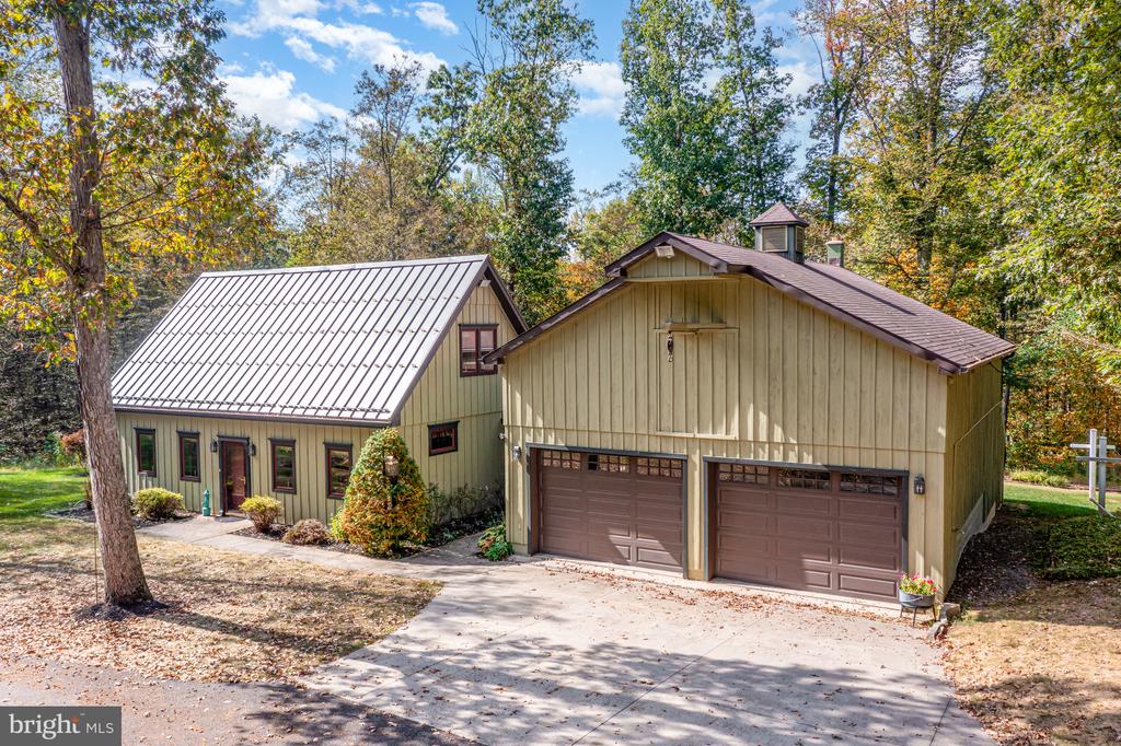 36 SASSAFRAS LANE