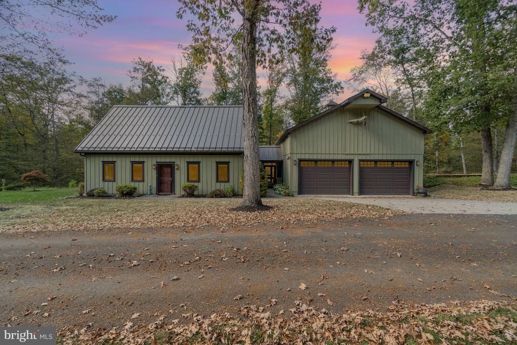 36 SASSAFRAS LANE