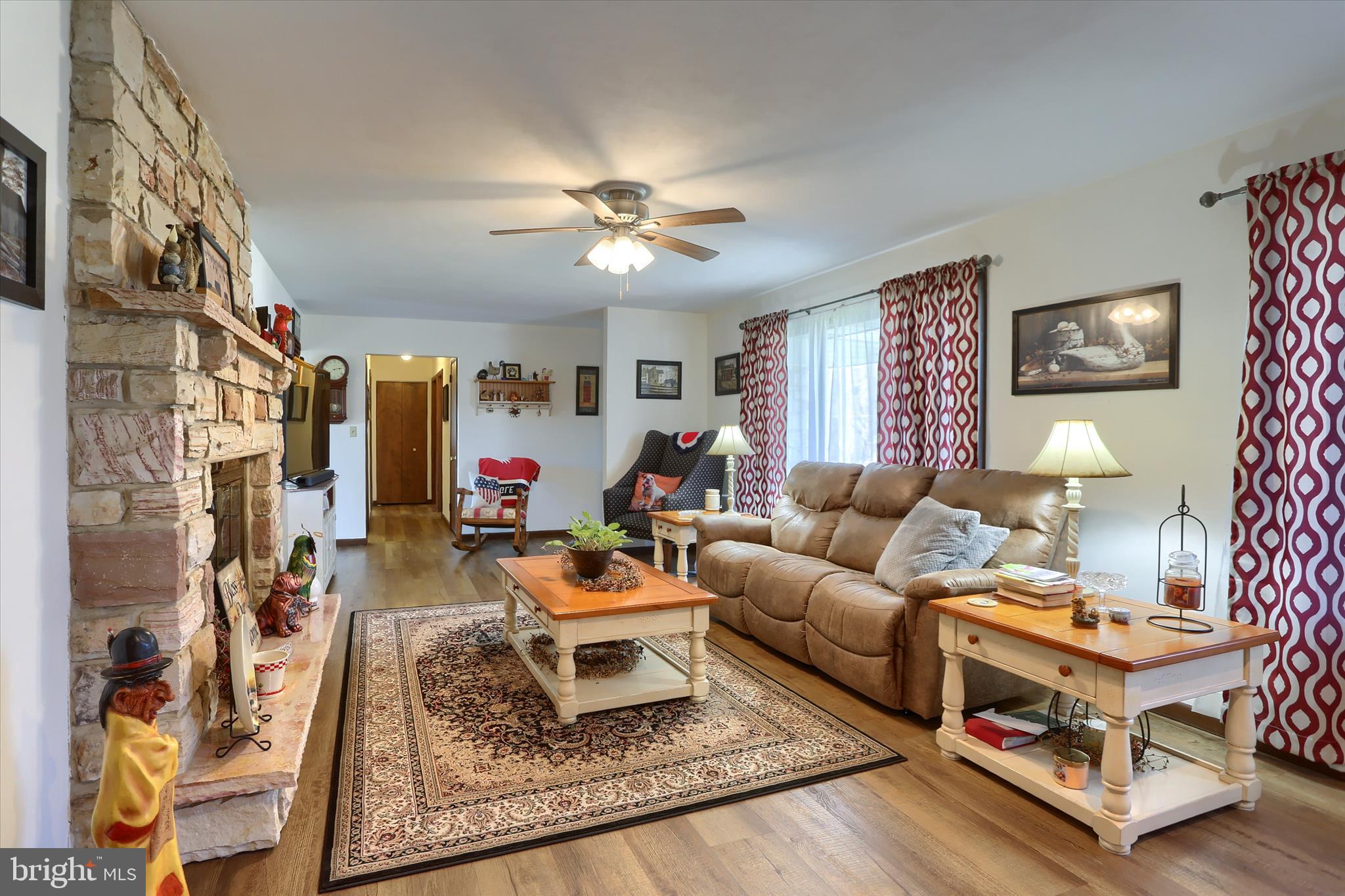 162 OAK DRIVE