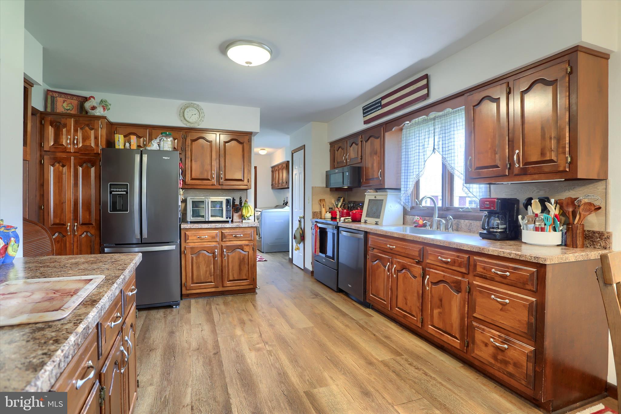 162 OAK DRIVE