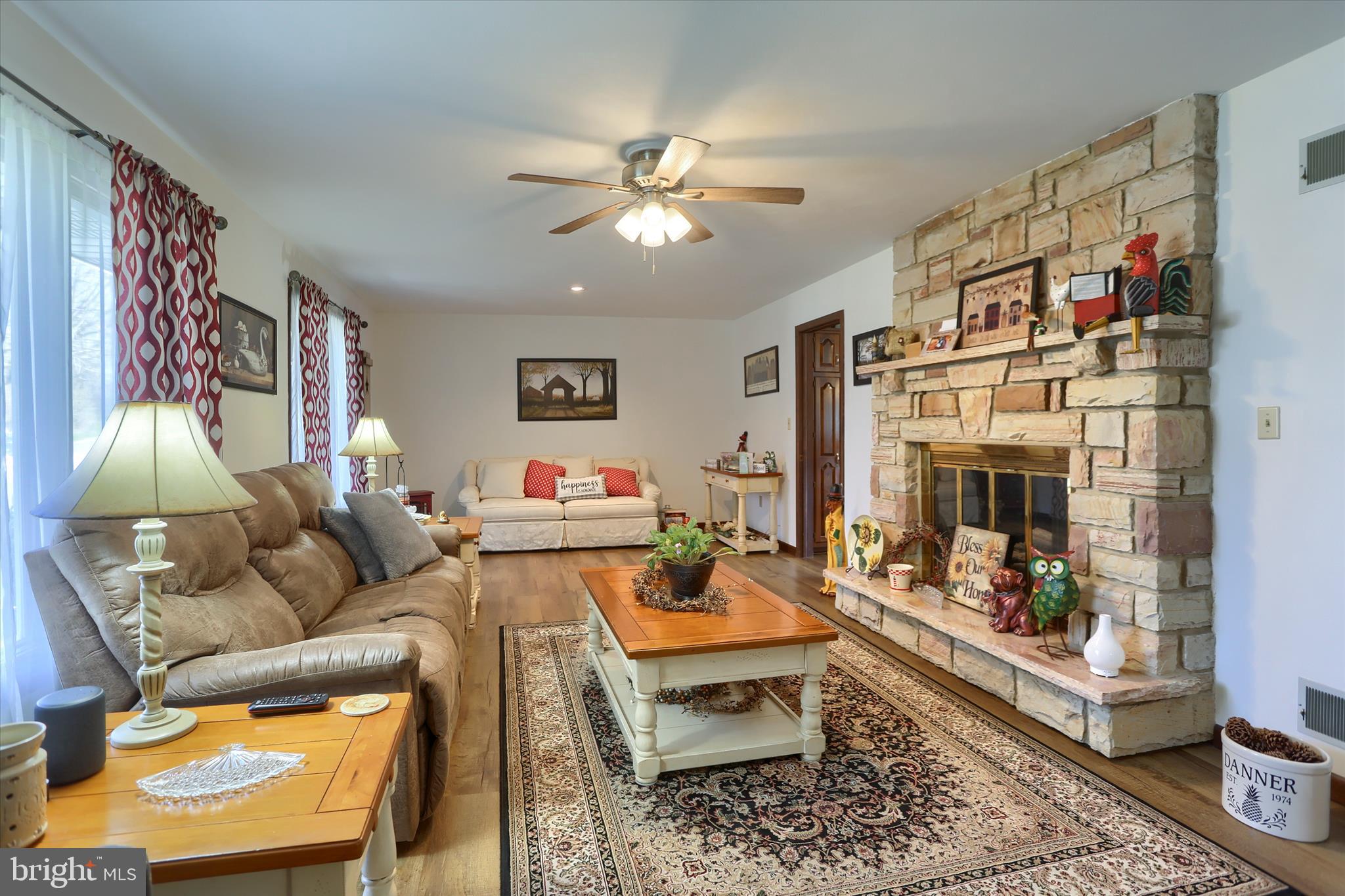 162 OAK DRIVE