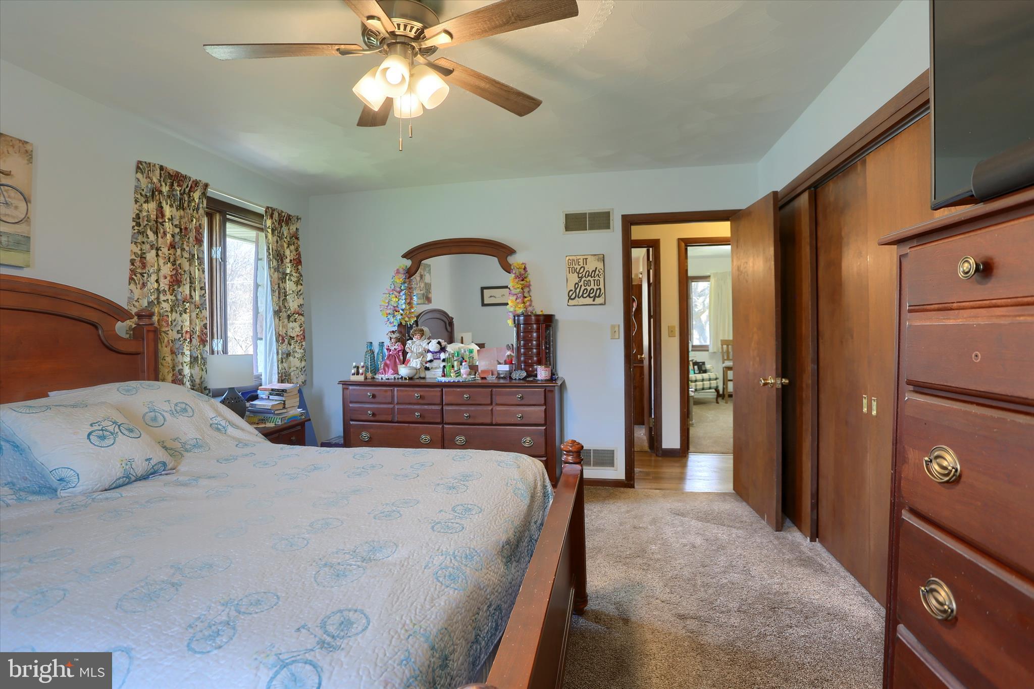 162 OAK DRIVE