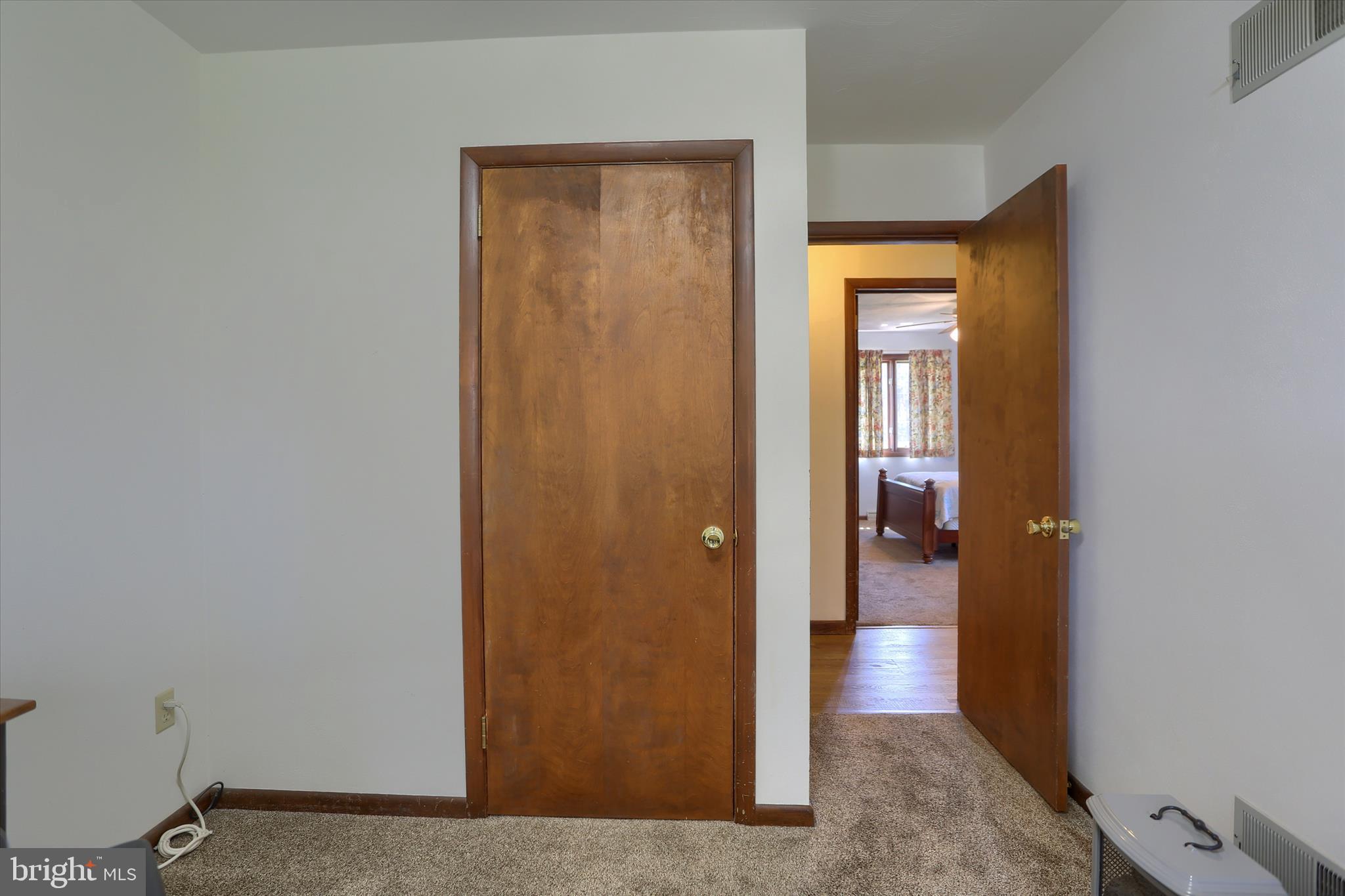 162 OAK DRIVE