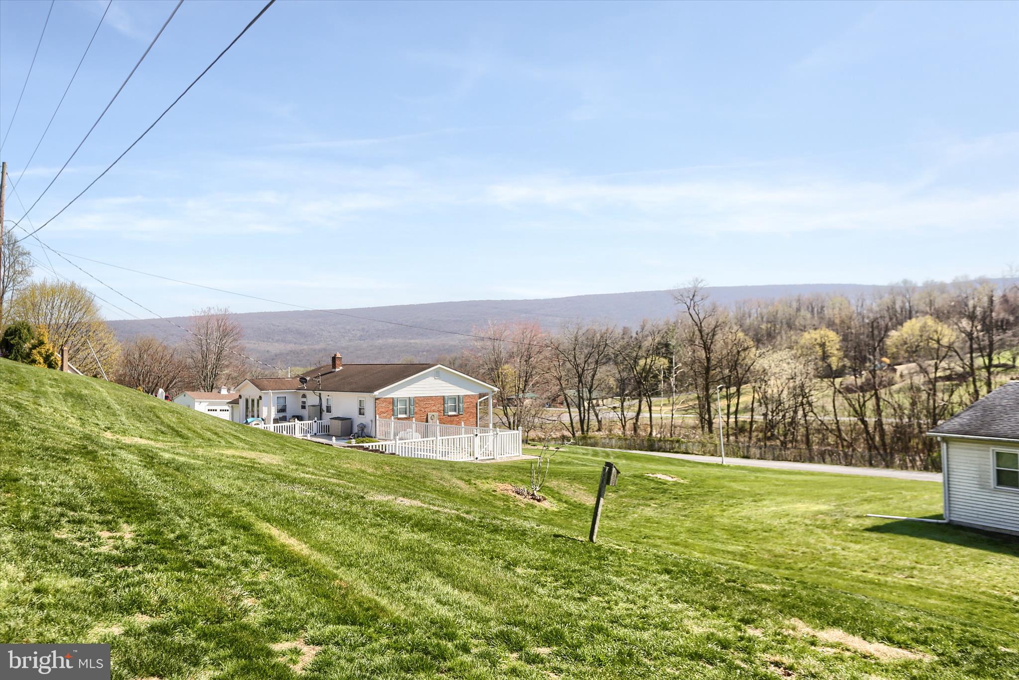 162 OAK DRIVE