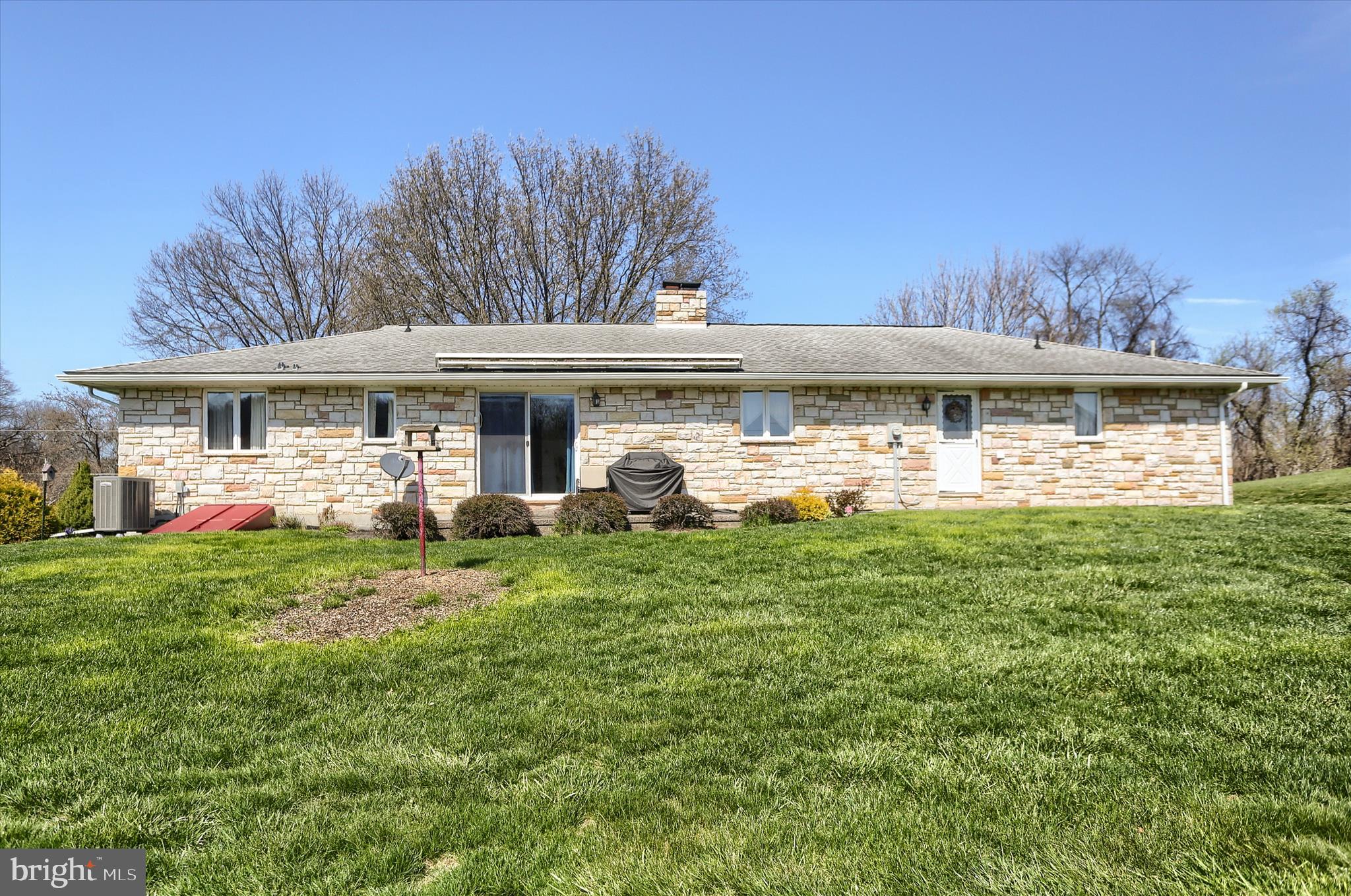 162 OAK DRIVE