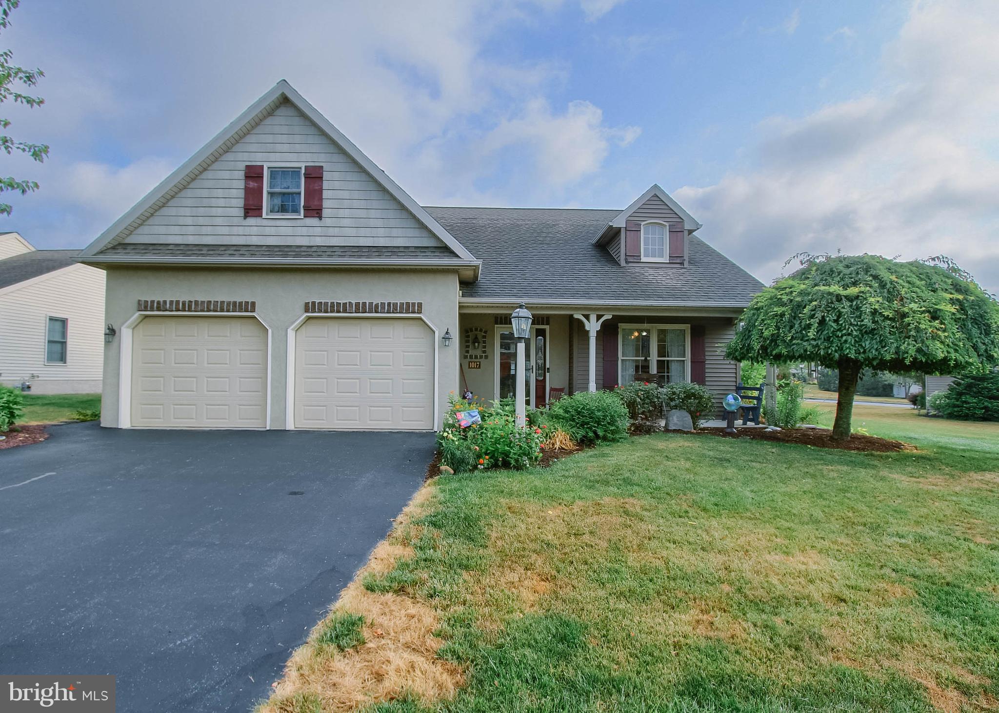 1017 CAMBRIDGE DRIVE