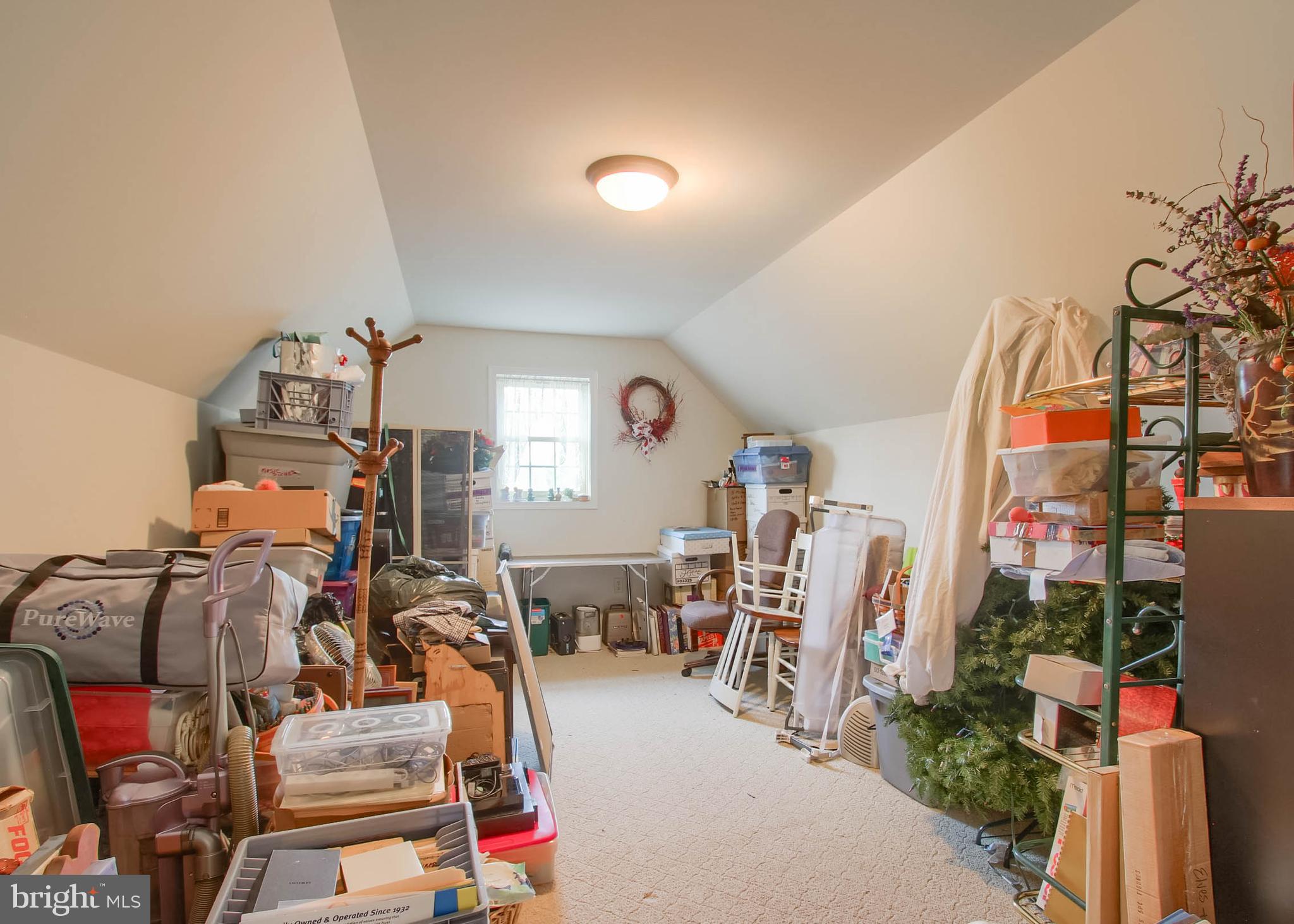 1017 CAMBRIDGE DRIVE