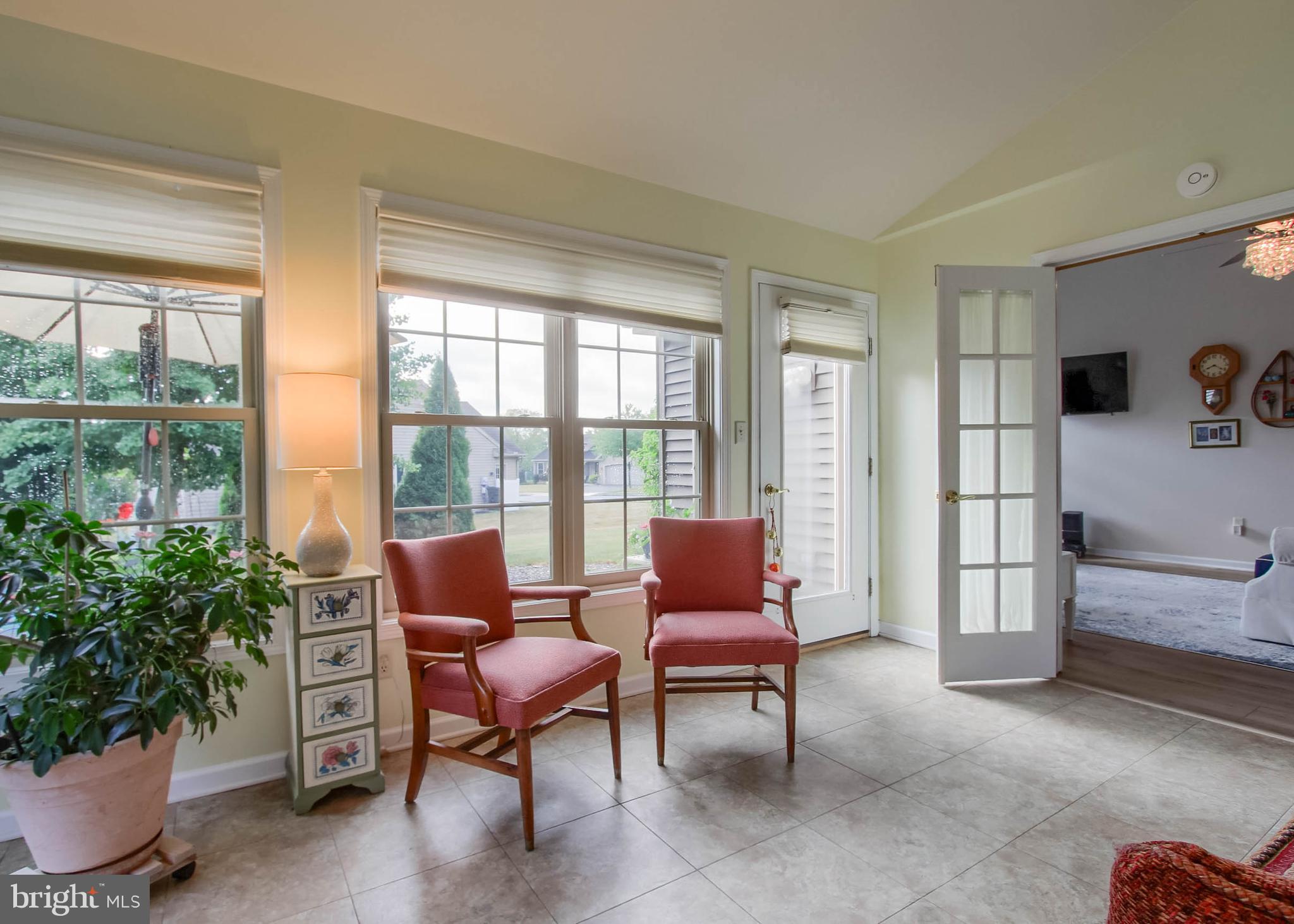 1017 CAMBRIDGE DRIVE