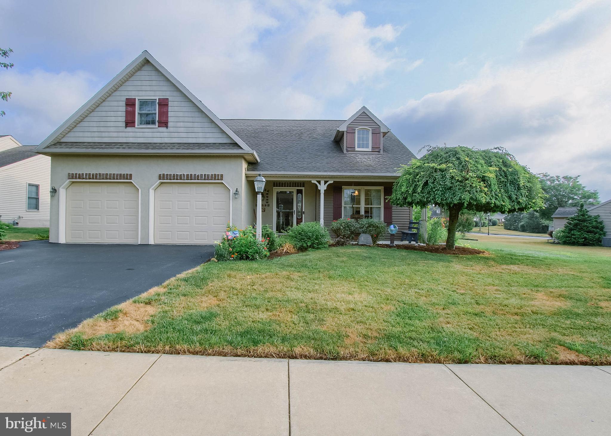 1017 CAMBRIDGE DRIVE