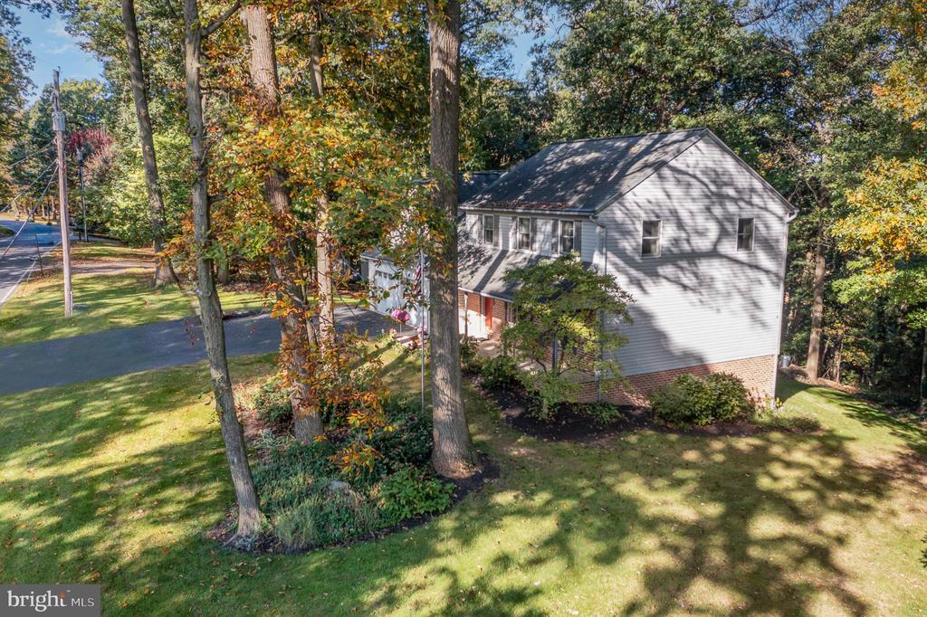 2075 RIDGE ROAD