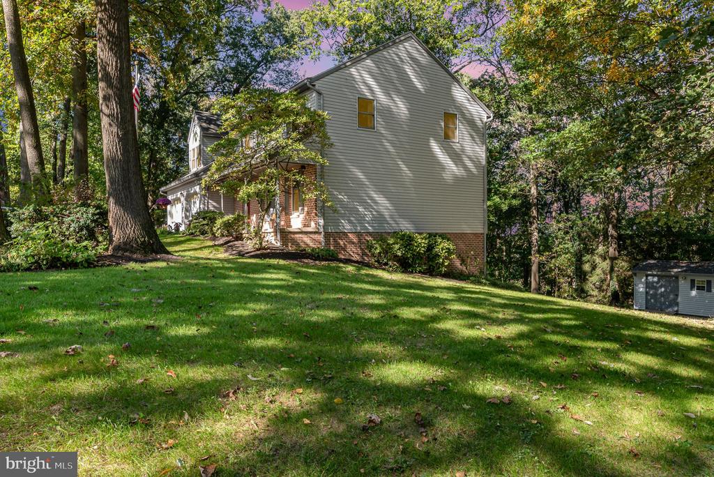 2075 RIDGE ROAD