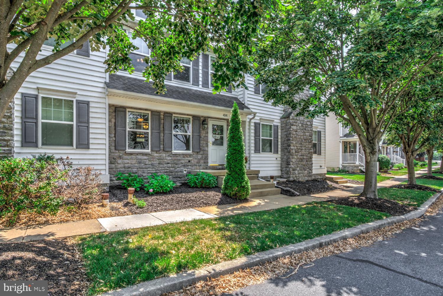 414 SHADETREE BOULEVARD