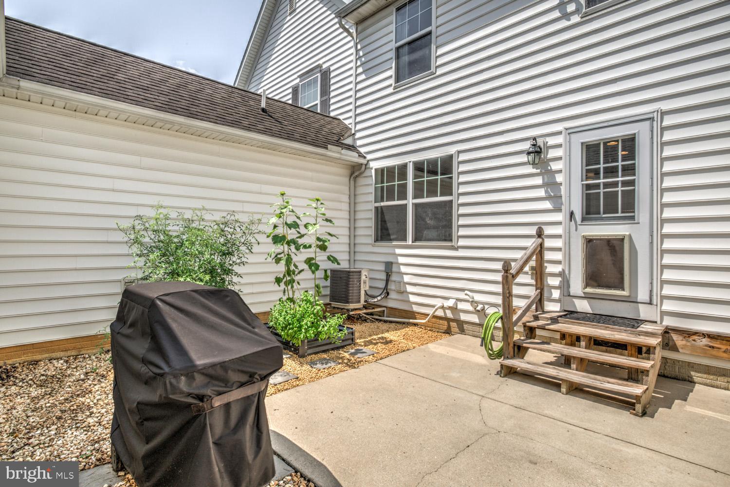 414 SHADETREE BOULEVARD