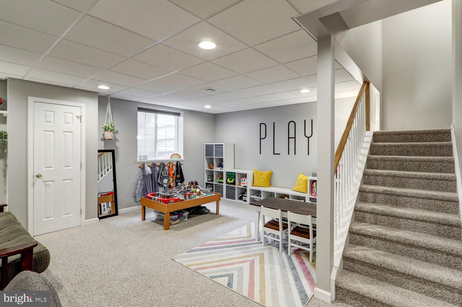 414 SHADETREE BOULEVARD