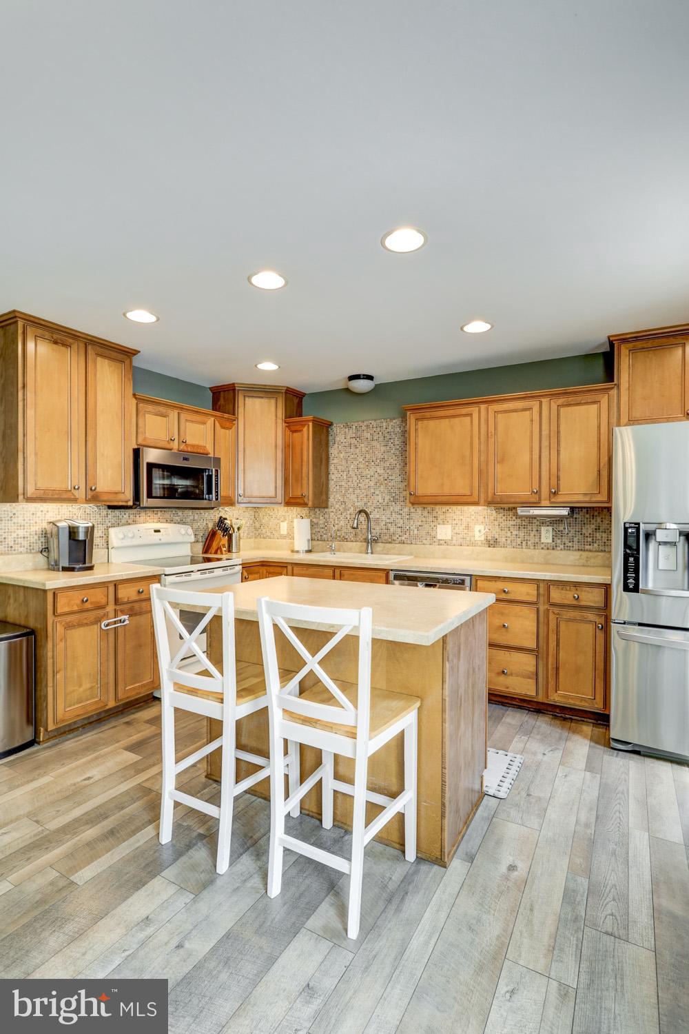 414 SHADETREE BOULEVARD