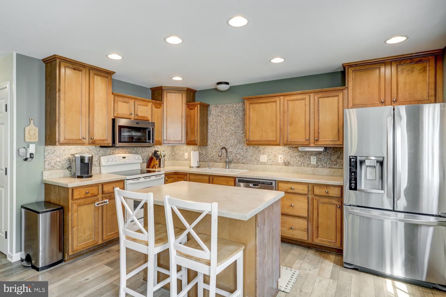 414 SHADETREE BOULEVARD