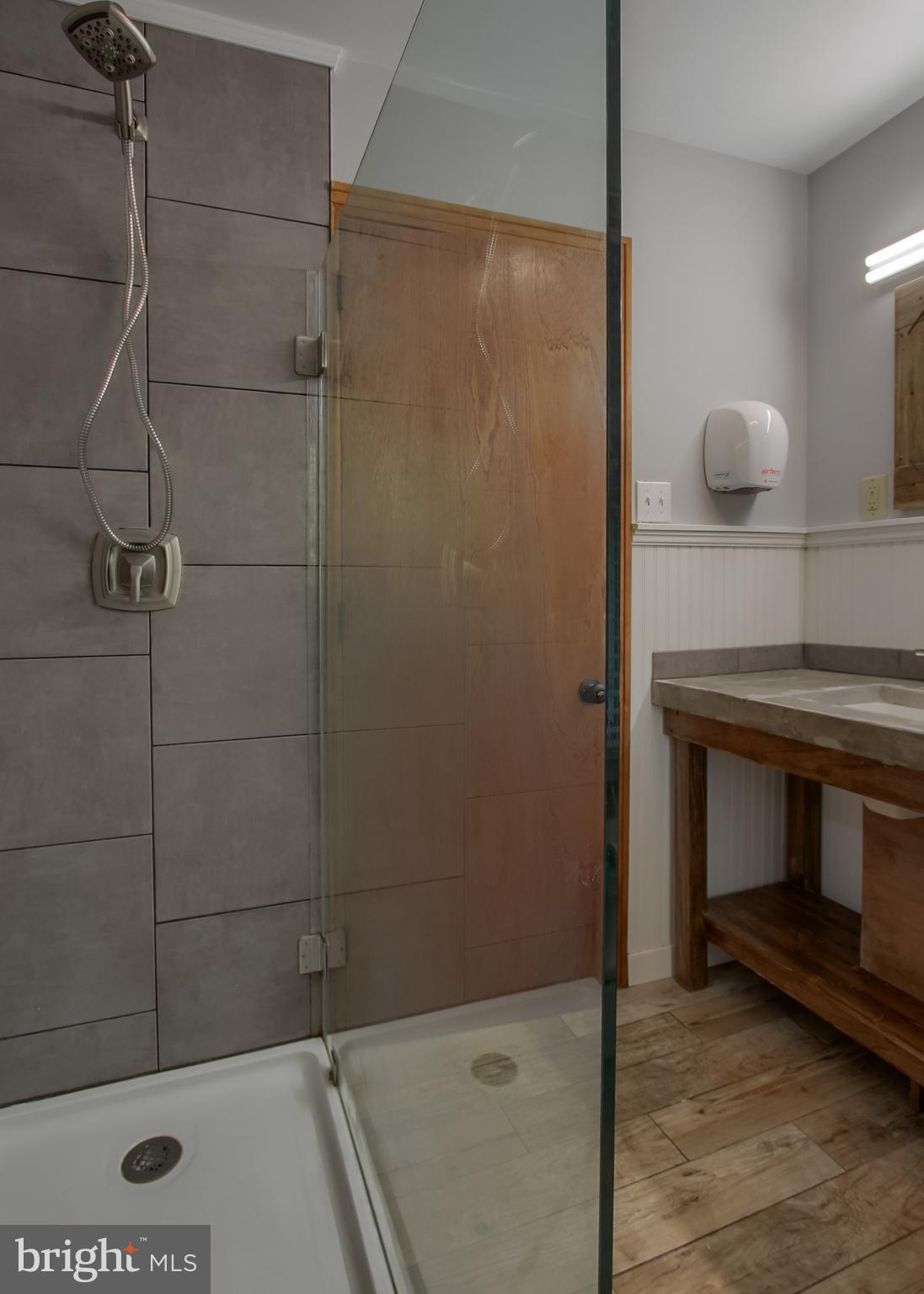 2016 MILLERSVILLE PIKE