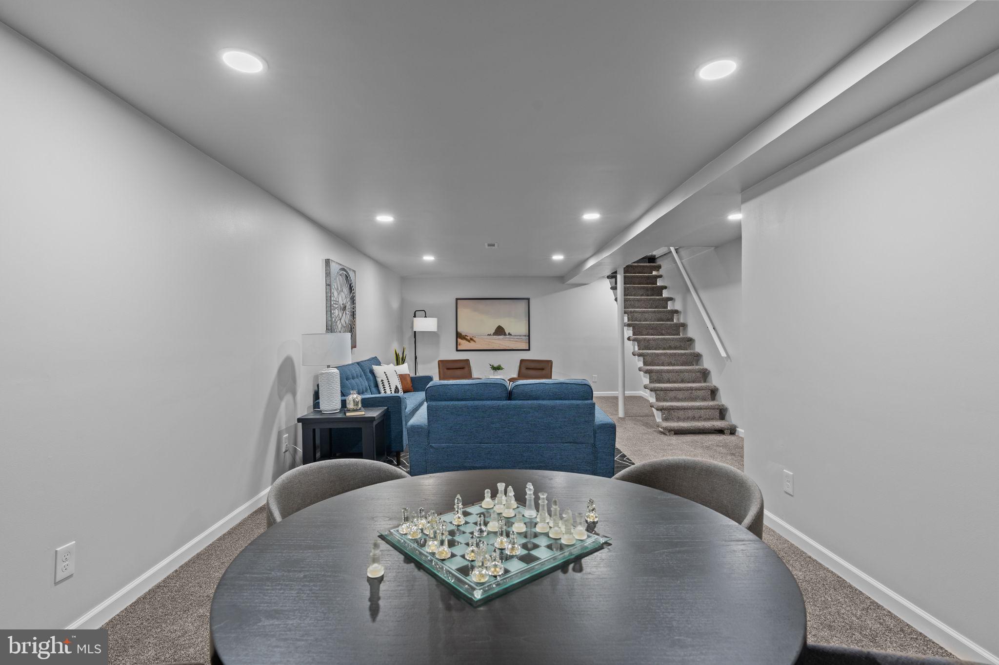 207 CAMPBELLTOWN ROAD