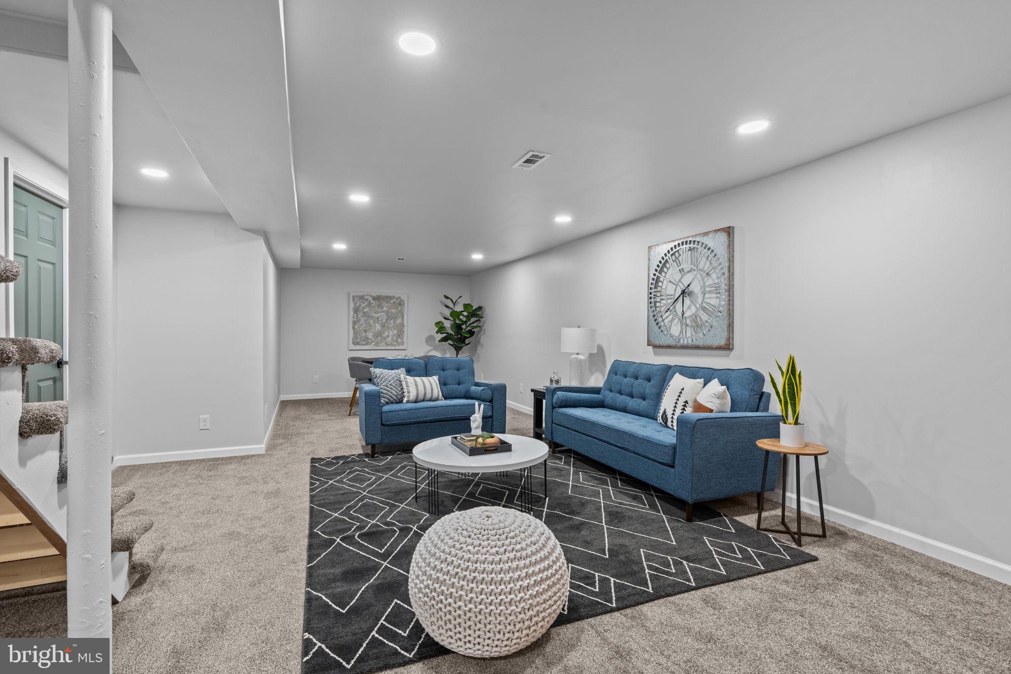 207 CAMPBELLTOWN ROAD