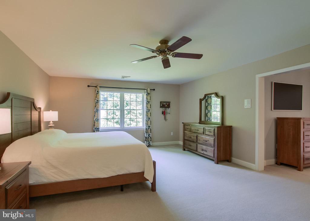 502 WOODLAND CIRCLE