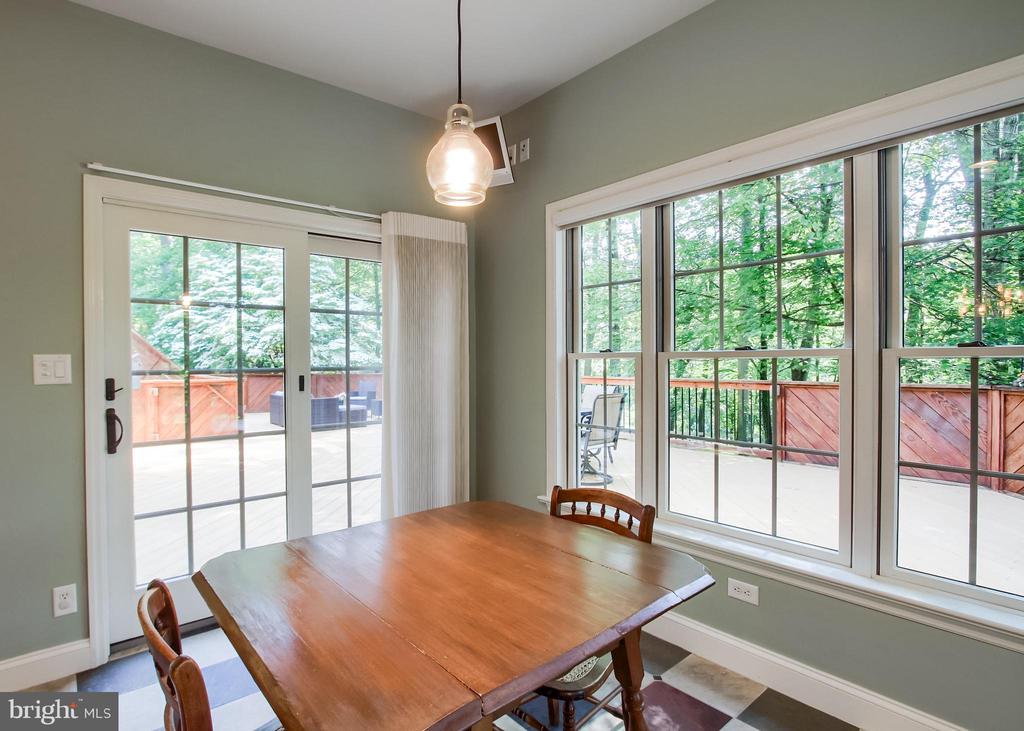 502 WOODLAND CIRCLE
