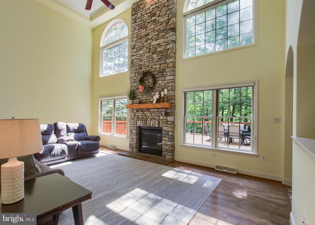 502 WOODLAND CIRCLE