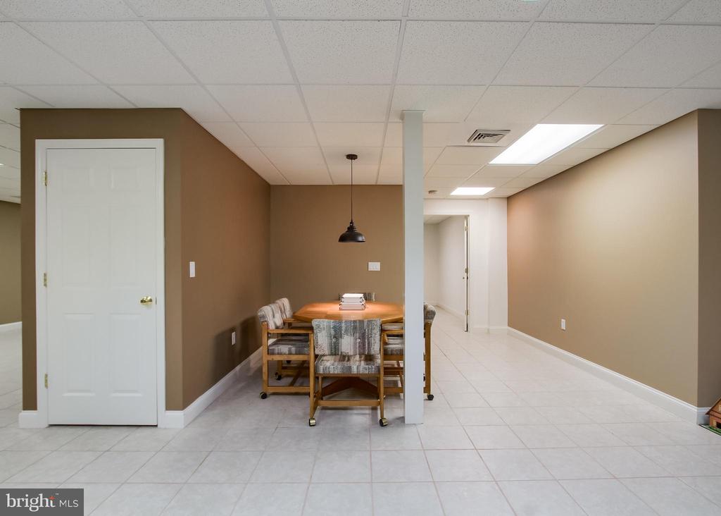 502 WOODLAND CIRCLE