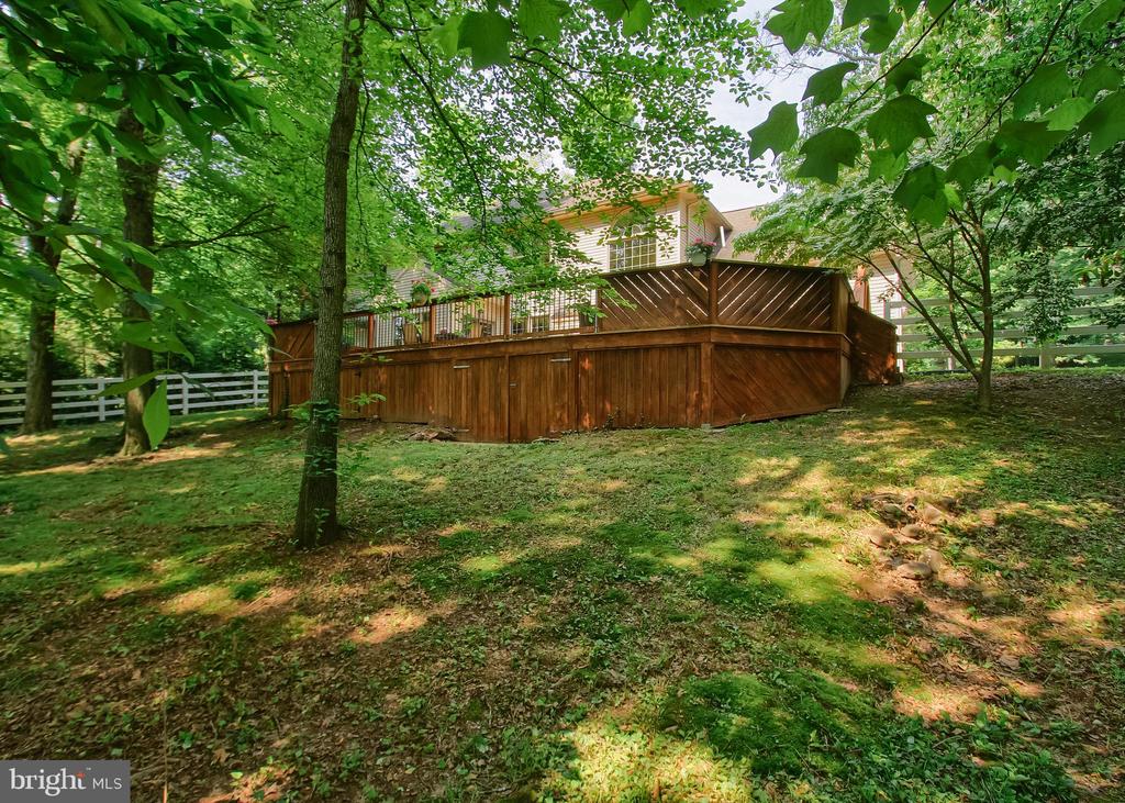 502 WOODLAND CIRCLE