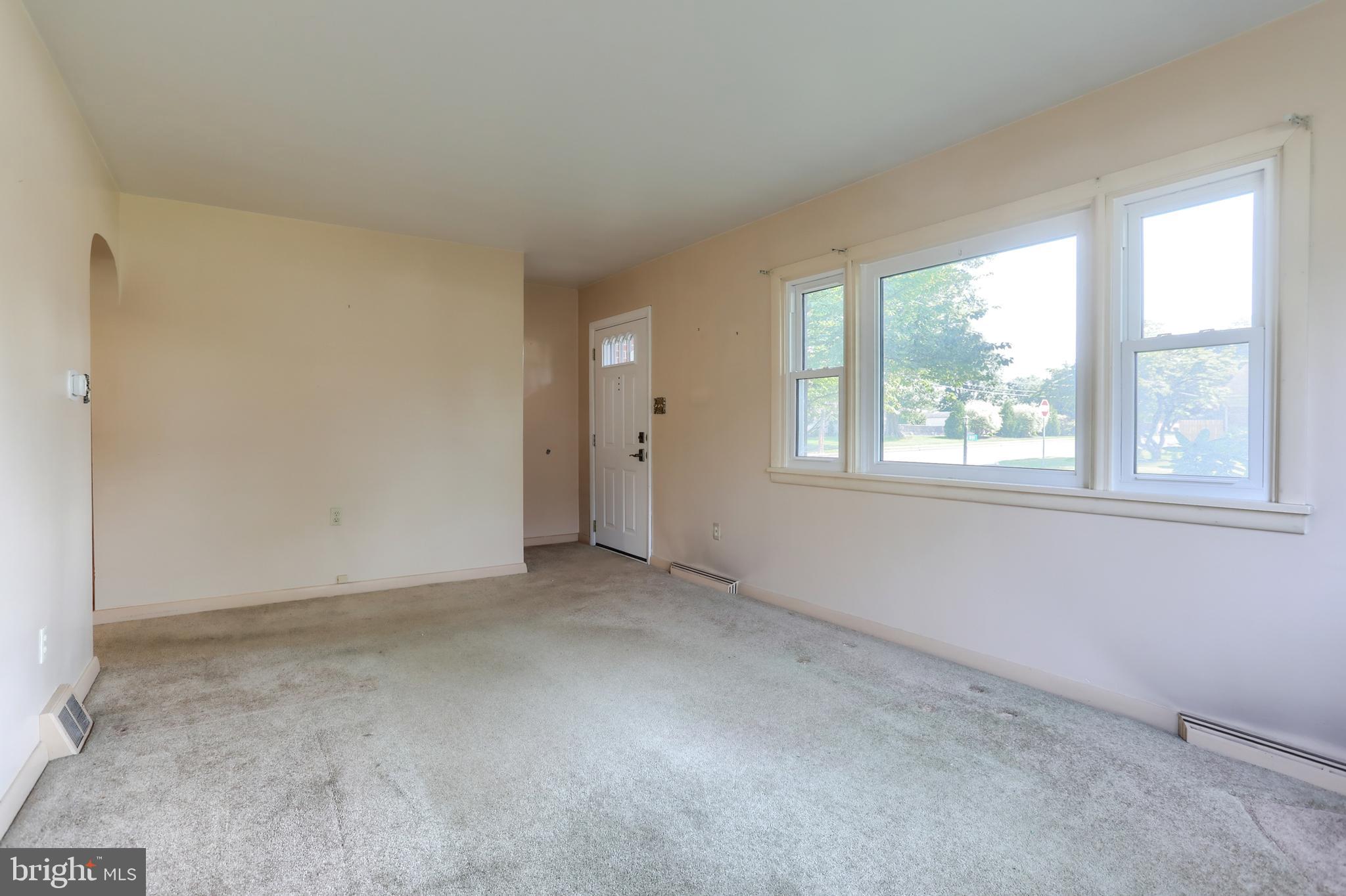 811 S HARRISON STREET