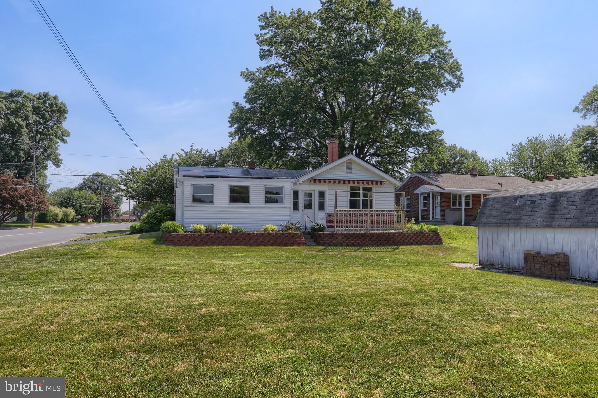 811 S HARRISON STREET