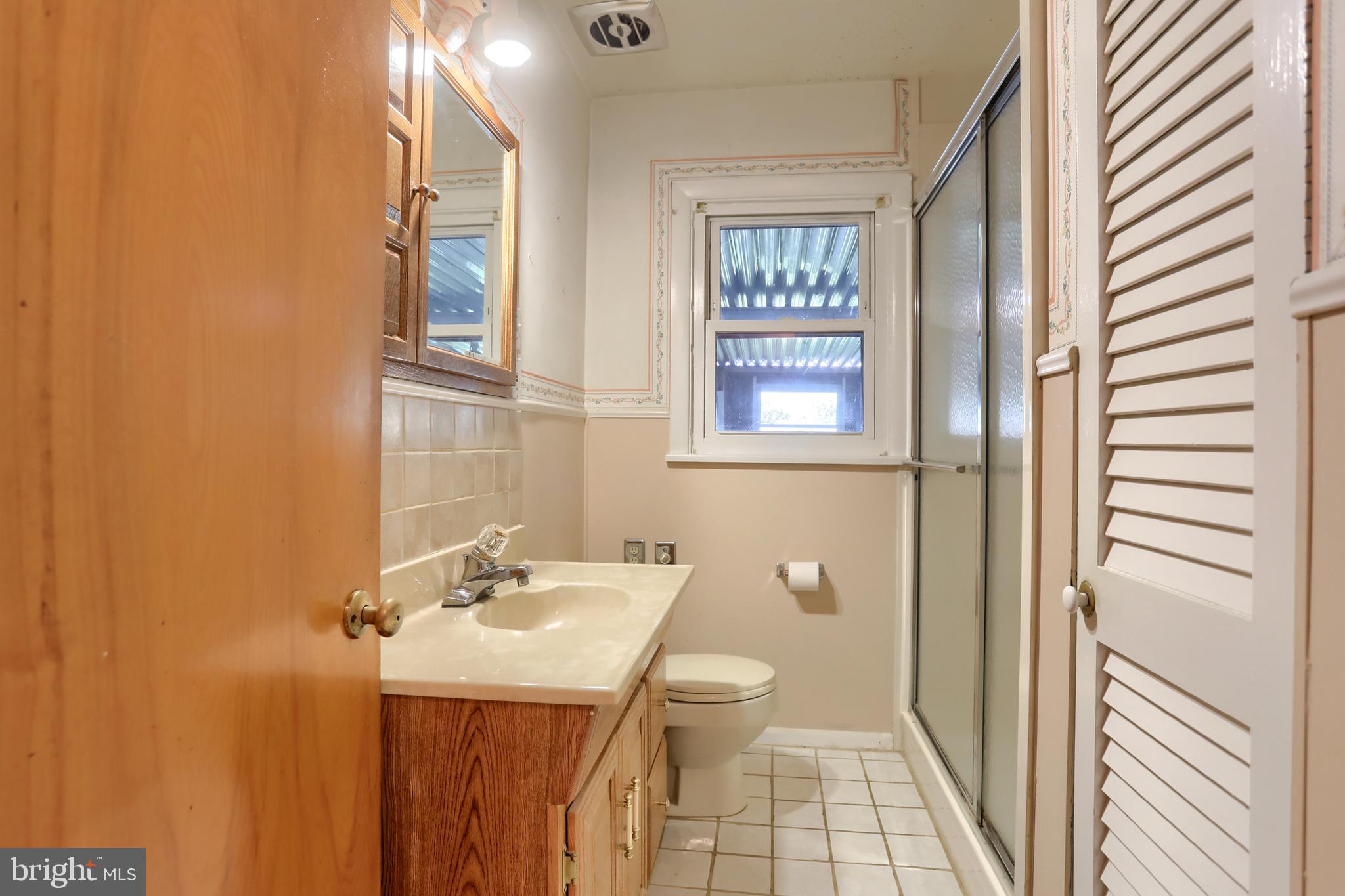 811 S HARRISON STREET