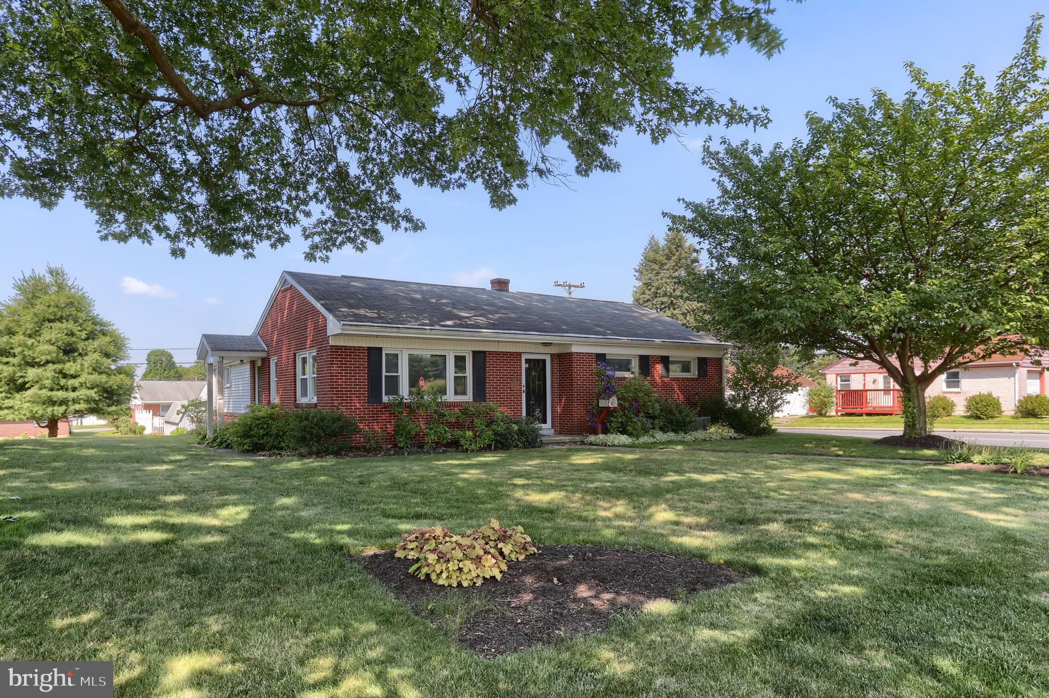 811 S HARRISON STREET