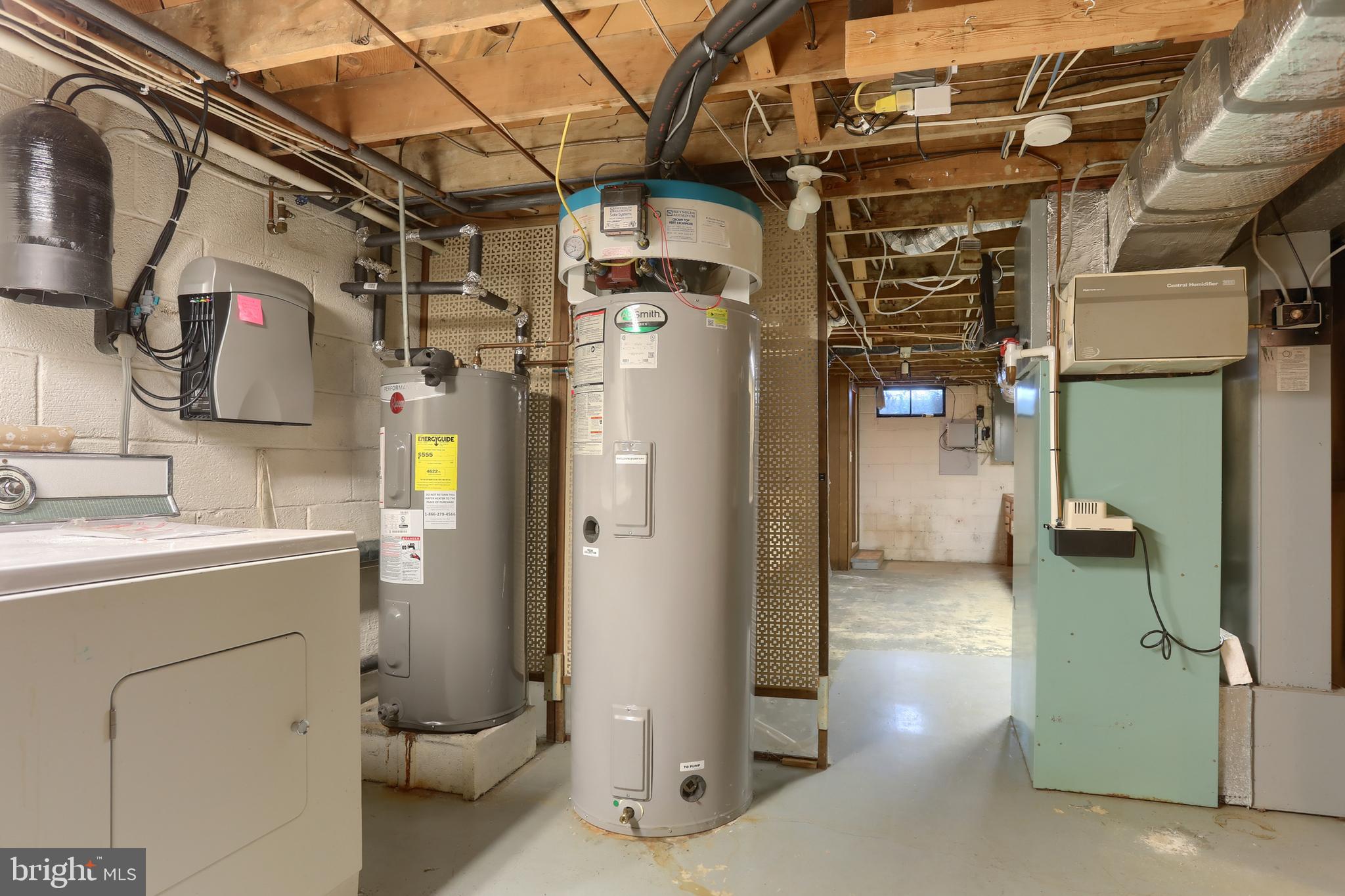 811 S HARRISON STREET