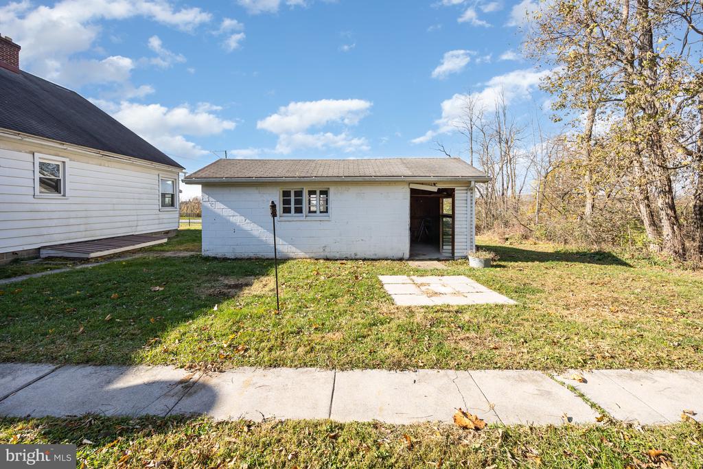 735 W MAIN STREET