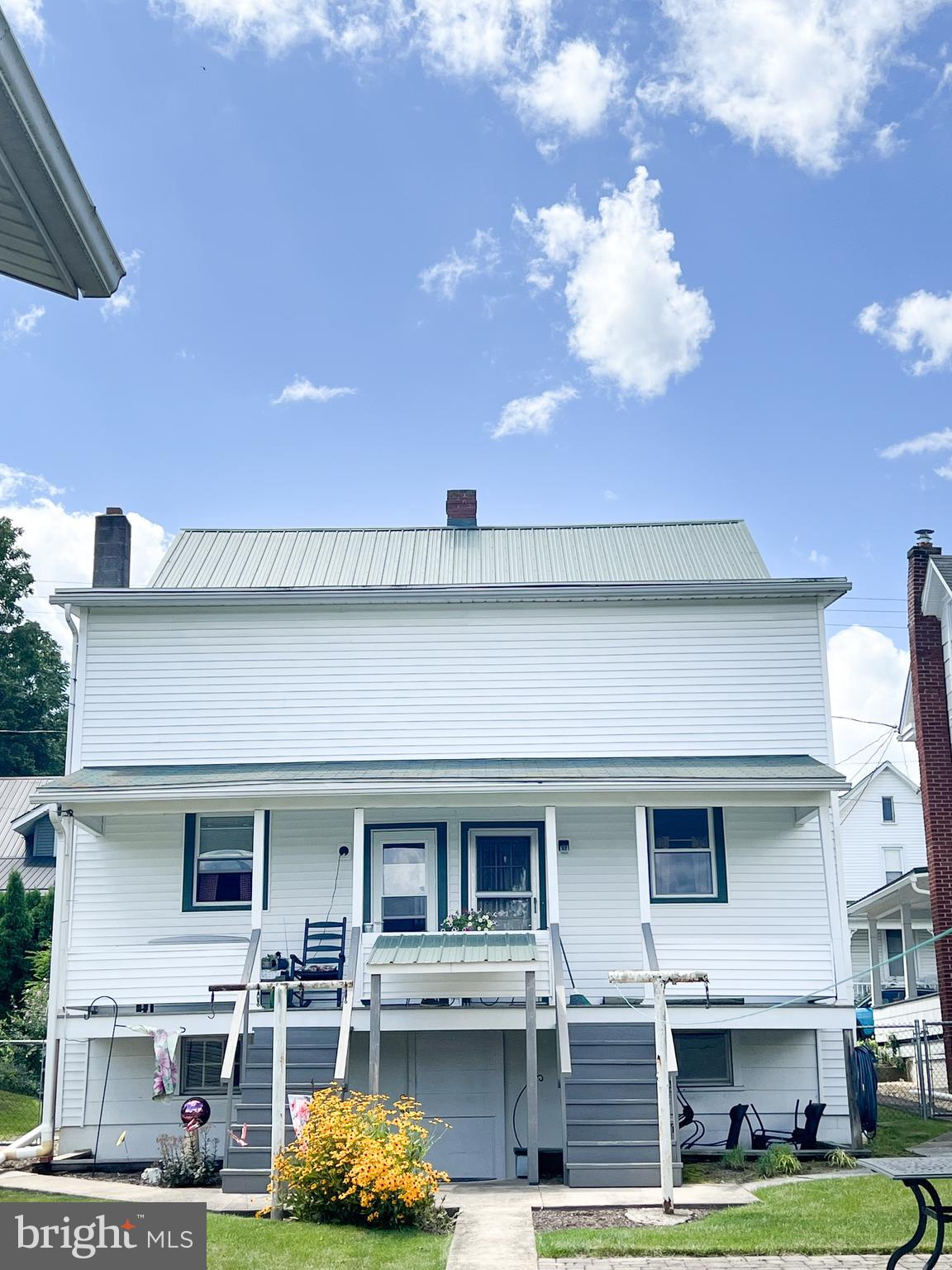 15 - 17 NORTH MANN AVENUE