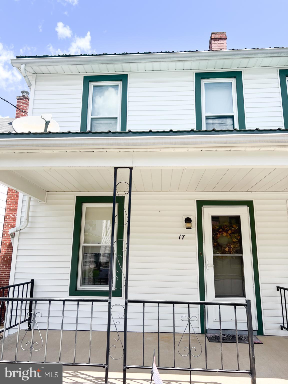 15 - 17 NORTH MANN AVENUE