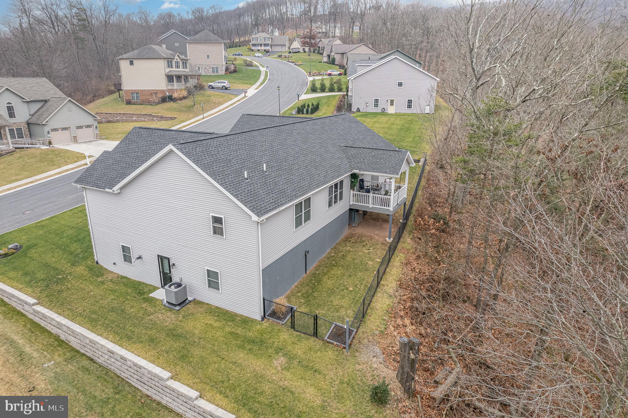 306 WHITETAIL TERRACE